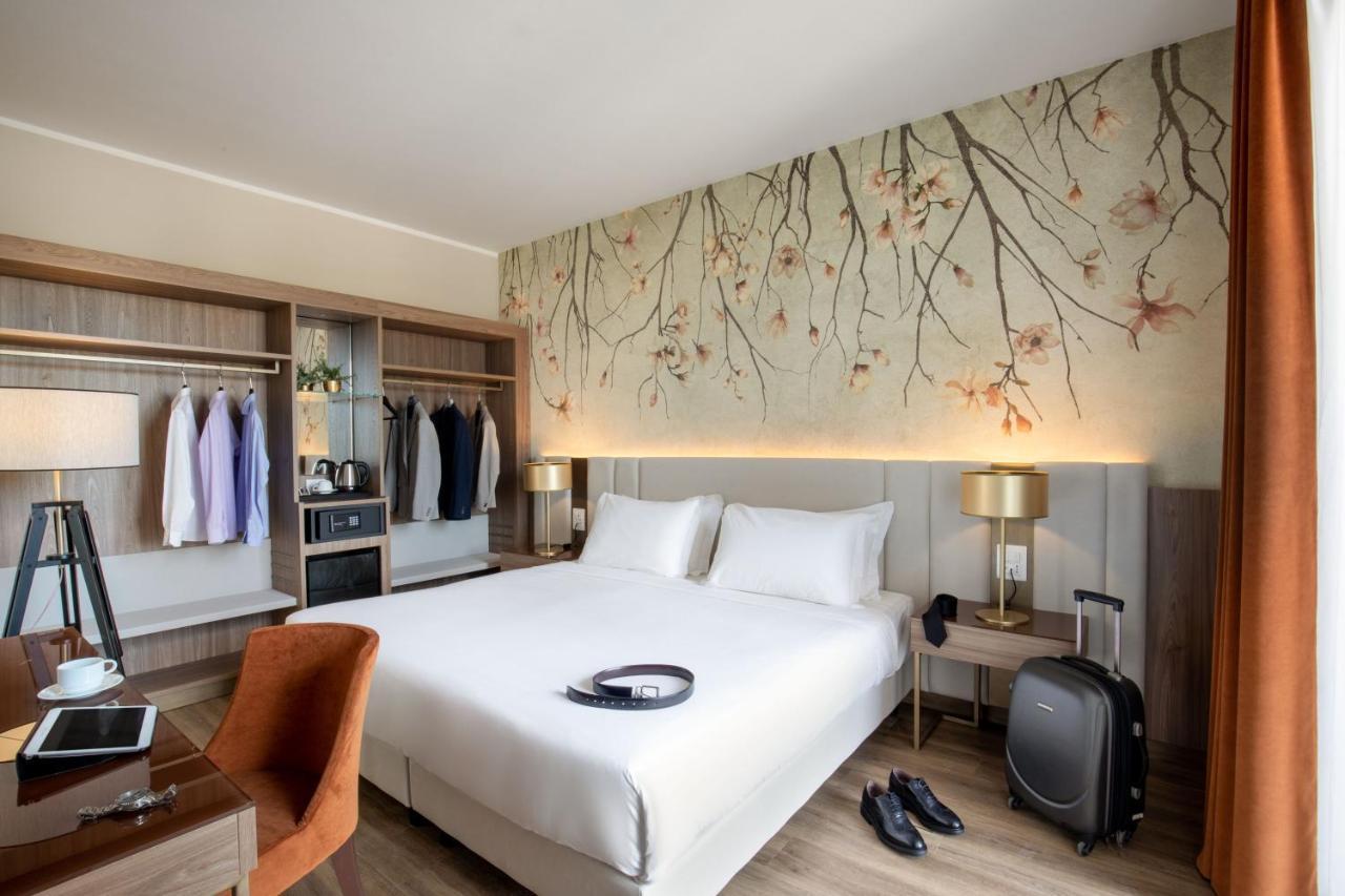 Double or Twin Room,1189403482:JPEG